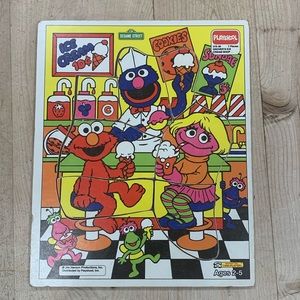 Sesame Street Puzzle Playskool 315-35 Grover’s Ice Cream Shop Elmo 7 pieces